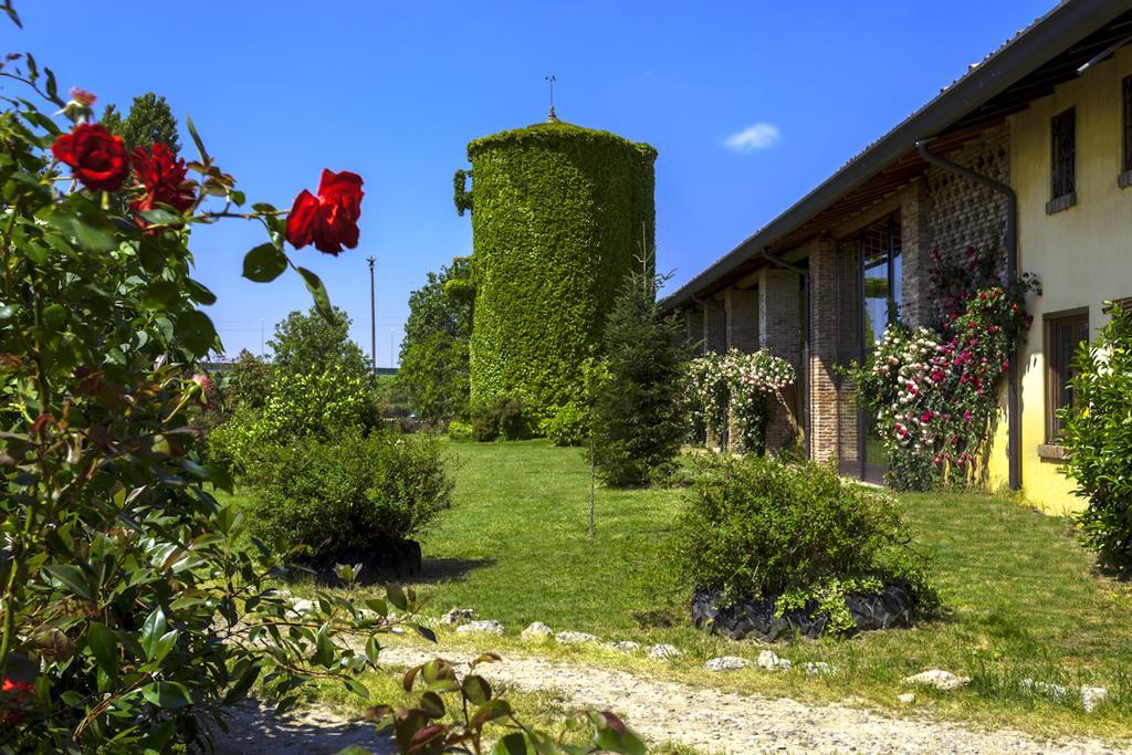 Agriturismo Cascina Marzana Hotell Pavia Eksteriør bilde